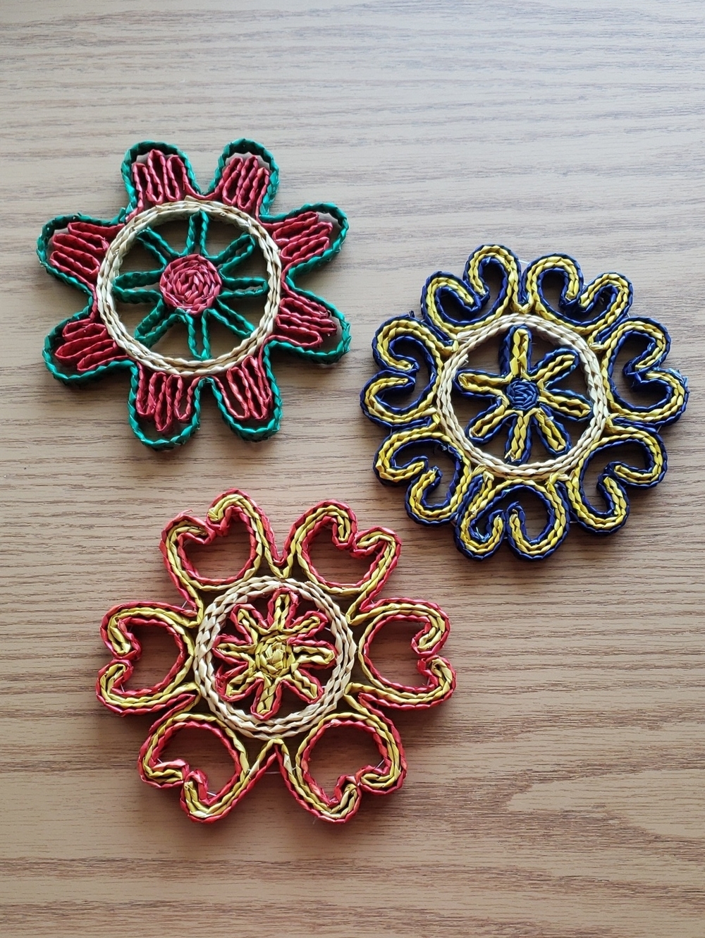 Vintage 70s Colorful Woven Raffia Trivets Set 3 Boho Wall Art Decor Hot Pads​